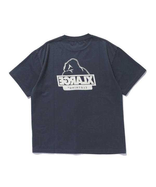 【X - LARGE|エクストララージ】BACKSIDE OG S/S TEE/バックサイド OG S/Sティー(NAVY , BLACK) - STREAM【X - LARGE|エクストララージ】BACKSIDE OG S/S TEE/バックサイド OG S/Sティー(NAVY , BLACK)STREAMBLACKM