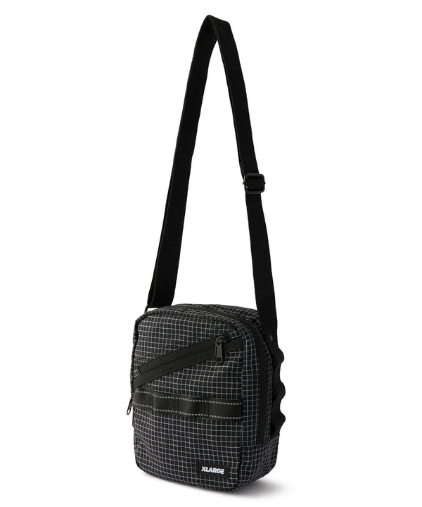 【X - LARGE|エクストララージ】RIPSTOP SQUARE SHOULDER BAG/リップストップスクエアショルダーバッグ(BLACK) - STREAM【X - LARGE|エクストララージ】RIPSTOP SQUARE SHOULDER BAG/リップストップスクエアショルダーバッグ(BLACK)STREAMONE SIZE