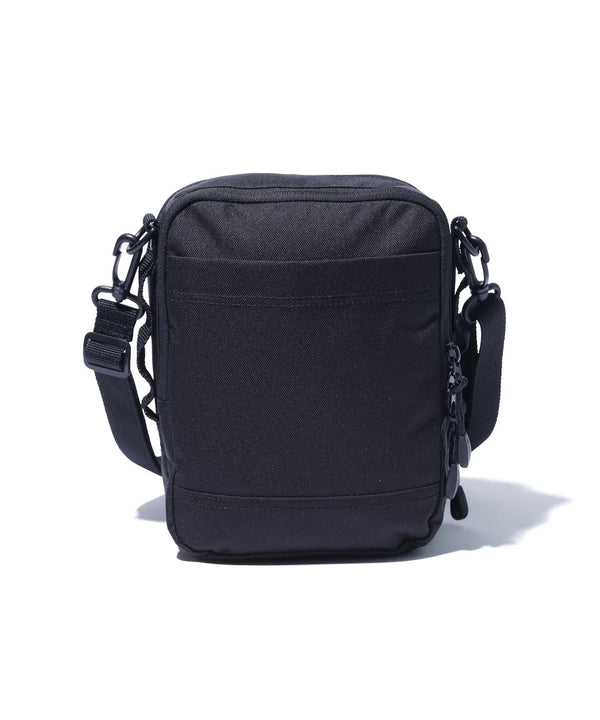 【X - LARGE|エクストララージ】SQUARE SHOULDER BAG/スクエアショルダーバッグ(OLIVE,BLACK) - STREAM【X - LARGE|エクストララージ】SQUARE SHOULDER BAG/スクエアショルダーバッグ(OLIVE,BLACK)STREAMBLACKONE SIZE